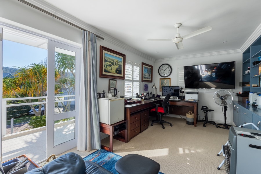 4 Bedroom Property for Sale in Thesen Islands Western Cape